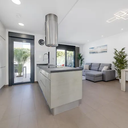 Luxury Villa With Private Pool In Ciudad Quesada Villa